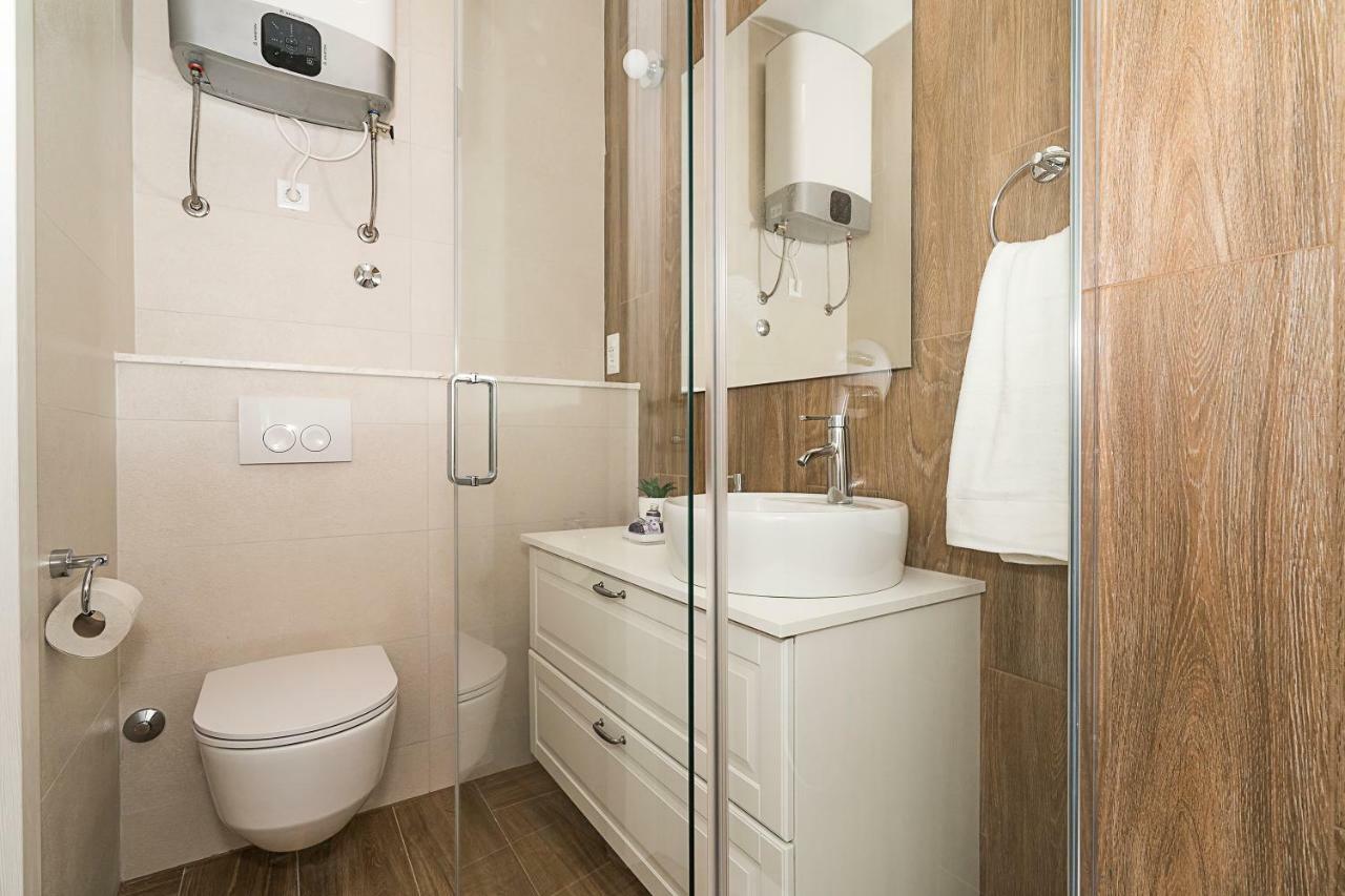 Studio Apartments Marcel 斯普利特 外观 照片